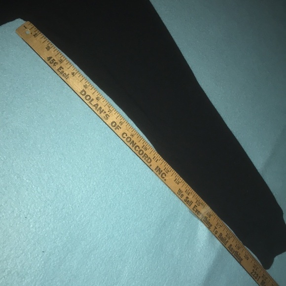 OBEY worldwide black hoodie pouch pocket size M. 🎉🎉Host pick🎉🎉 - Picture 9 of 9